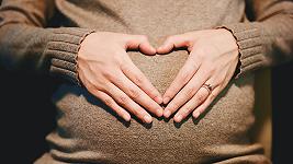 Dieta mediterranea in gravidanza: seguirla può dimezzare il rischio di diabete gestazionale