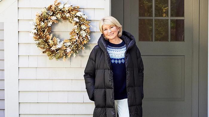 Dry January: Martha Stewart arruolata da Tito per trovare usi alternativi della vodka