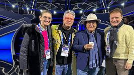 Ernst Knam festeggia gli 80 anni di Al Bano con quattro torte sul palco del Festival di Sanremo 2023