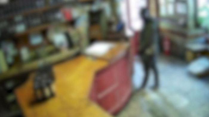 Lecce, furto in un ristorante: il titolare pubblica il video e accusa i migranti