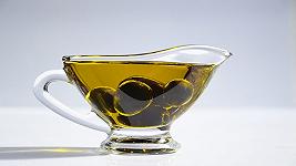 L’olio di oliva può frenare la demenza: un cucchiaio al giorno leva il medico di torno
