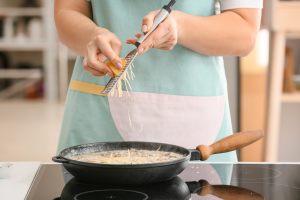 parmigiano aggiunto al risotto