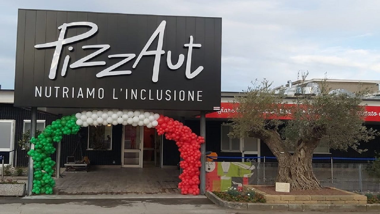 PizzaAut inaugura il secondo locale di Monza insieme a Sergio Mattarella