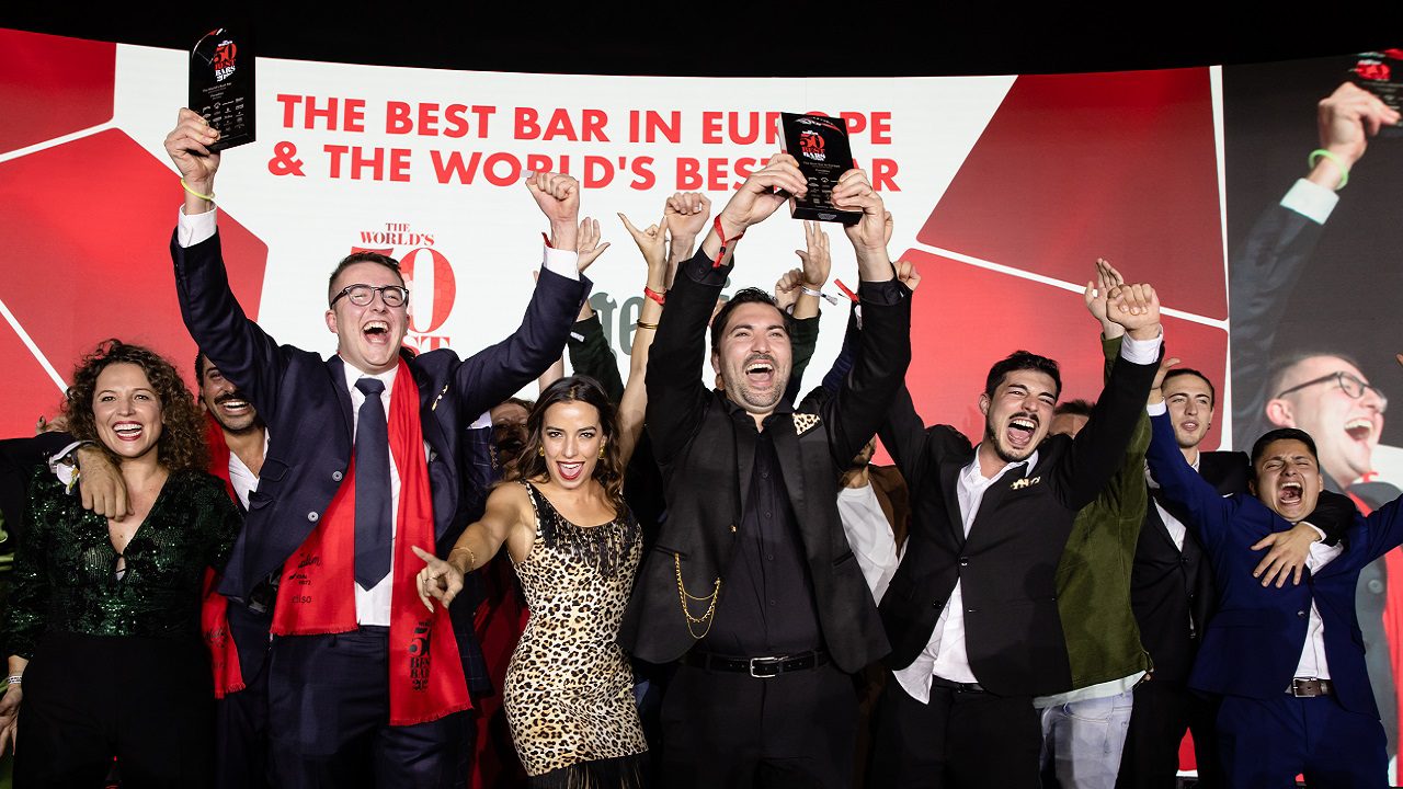 The World’s 50 Best Bars 2023: la lista verrà svelata a Singapore il 17 ottobre