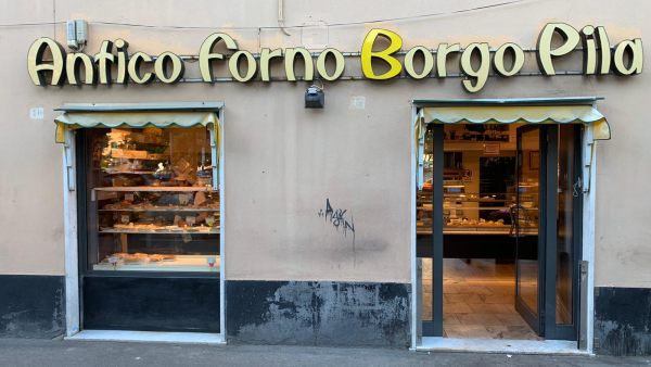 Focaccia genovese Antico Forno Borgo Pila