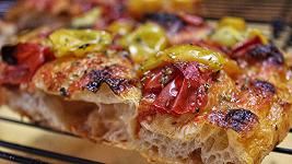Pizza fatta in casa: 5 topping con il pomodoro giallo perfetti