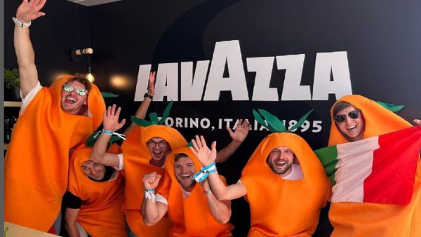 Carota Boys e Lavazza