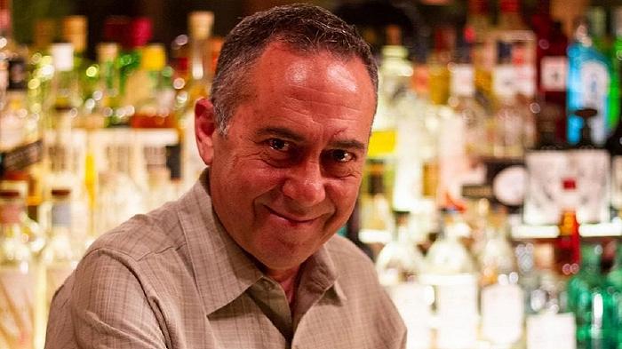 Dom Costa è morto: la mixology dice addio a uno dei suoi nomi più noti