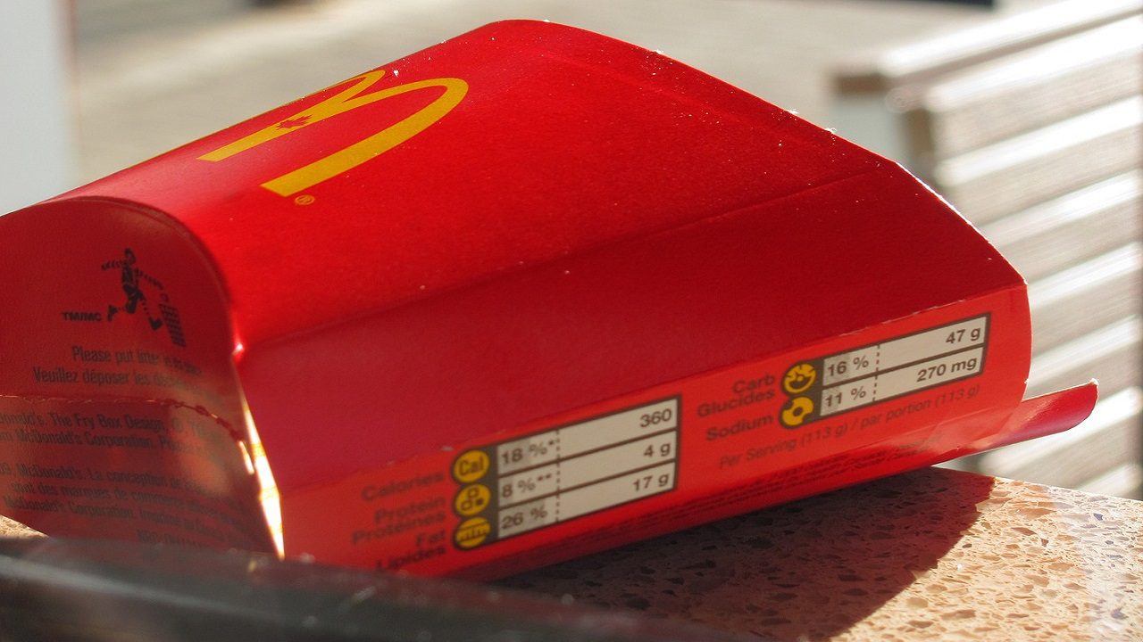 McDonald’s in Italia vale lo 0,1% del Pil (ma il junk food costa al sistema sanitario)