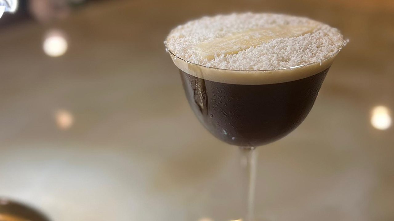 Parmesan Espresso Martini, ricetta e prova d'assaggio del cocktail