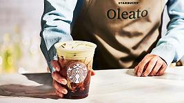 Starbucks lancia Oleato negli USA tra critiche e diffidenza: “È un ottimo lassativo”