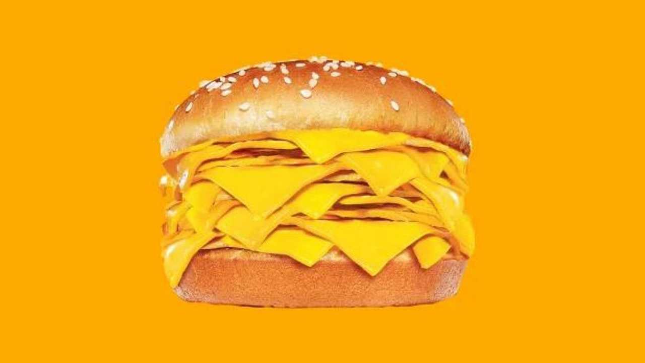 Burger King lancia il “vero cheeseburger”, talmente cheese da non avere la carne