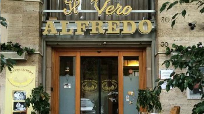 Il Vero Alfredo, ristorante delle fettuccine, è a rischio sfratto: si attiva il Campidoglio