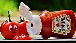 Il ketchup va in frigo: Kraft Heinz mette fine a un classico dilemma