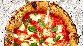 Il pizzaiolo non dovrebbe essere formato negli istituti alberghieri?