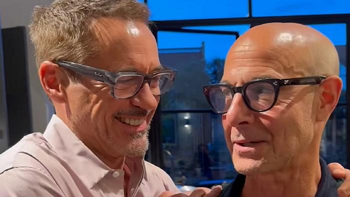 Stanley Tucci diventa chef e cucina il baccalà alla livornese per Robert Downey Jr