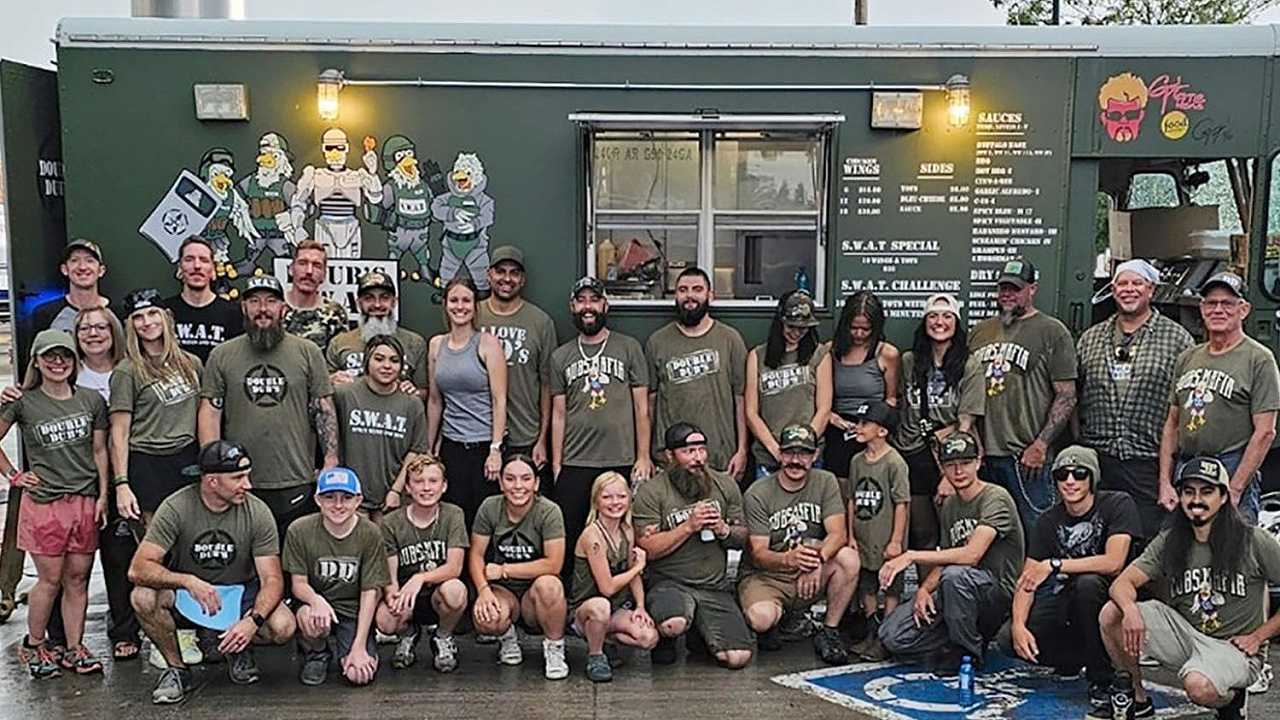 Stati Uniti, vende quasi 50 mila ali di pollo in 24 ore ed entra nel Guinness World Record