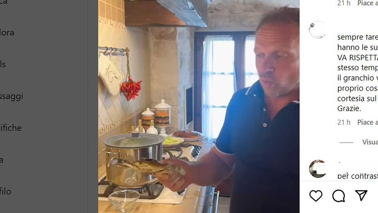 Francesco Lollobrigida cucina il granchio blu e Giorgia Meloni lo serve: il video è virale