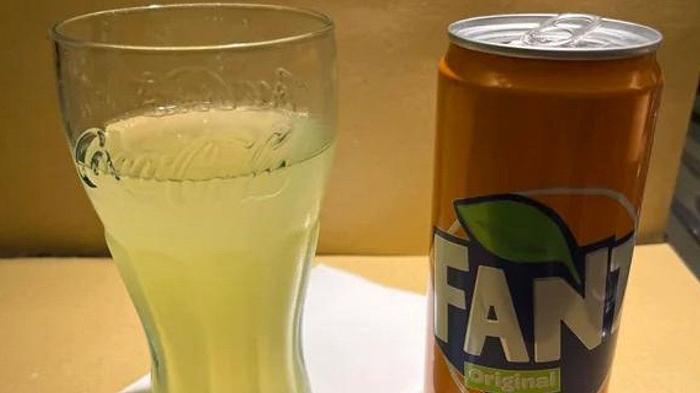 Il colore della Fanta italiana sta facendo impazzire gli Americani