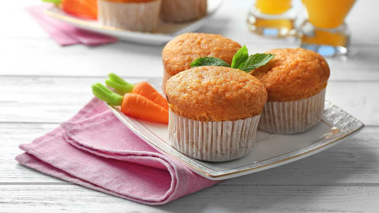 Muffin alle carote, la ricetta light per farli soffici