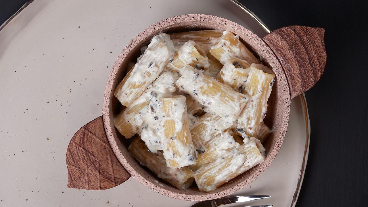 Pasta alla cenere, la ricetta per farla cremosa in 10 minuti