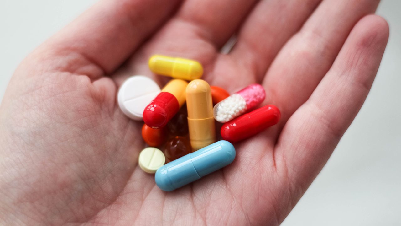 Pillole dimagranti killer: negli Usa è allarme per l’oleandro giallo