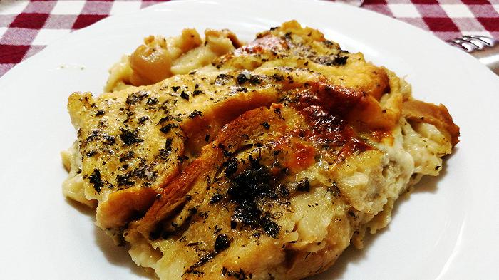 Zuppa Gallurese, la ricetta originale delle lasagne di pane sarde