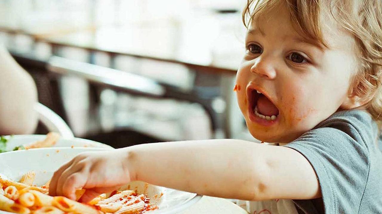 È giusto che un ristorante faccia pagare di più per i bambini rumorosi?