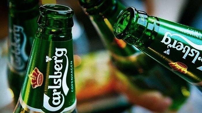 Carlsberg rifiuta qualsiasi trattativa con la Russia dopo il “furto” del loro birrificio