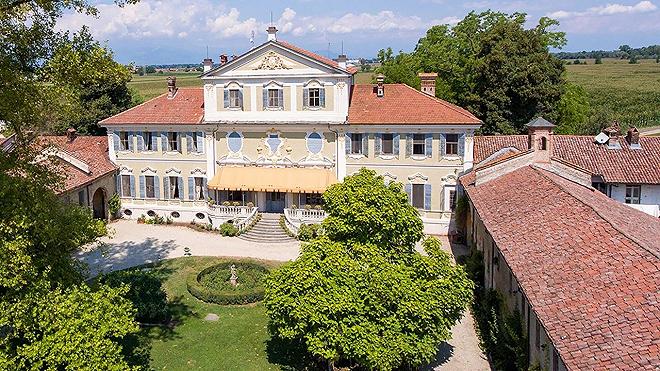 cena-spaziale-tenuta-berroni-piemonte