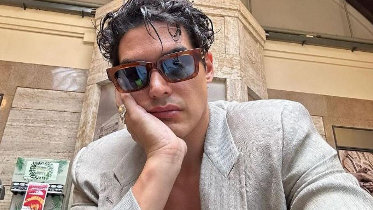 L’attore Cristiano Caccamo apre un ristorante a Roma: “Fate un altro buco alla cintura”