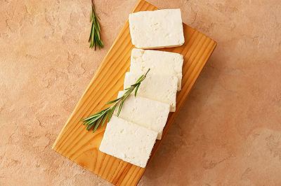 Tamponate la feta