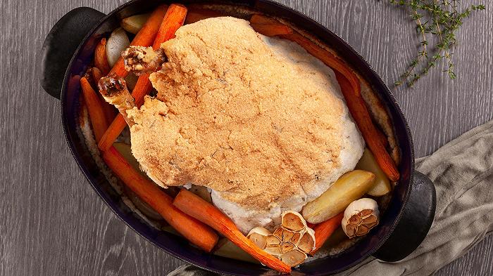 Pollo al sale, la ricetta di un secondo al forno semplicissimo