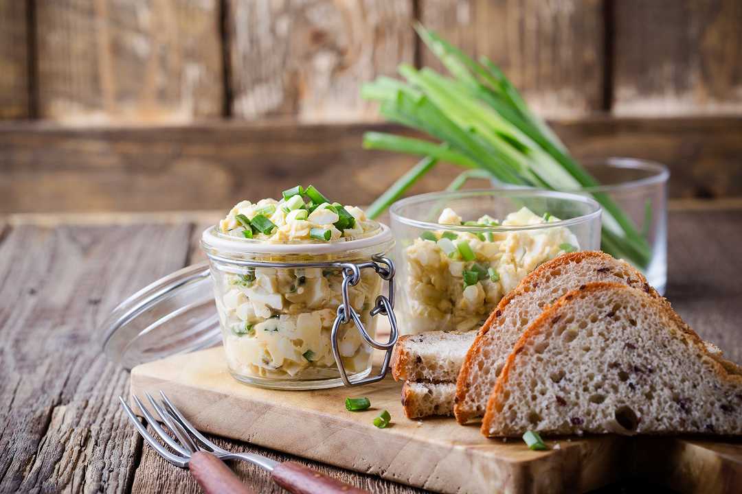 Salsa bolzanina, la ricetta della maionese fatta con le uova sode