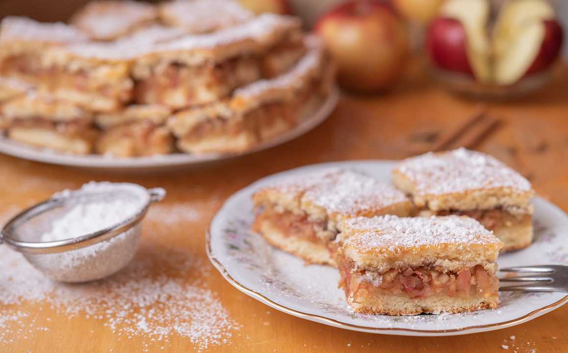 Spongata, la ricetta originale del dolce di Natale benedettino