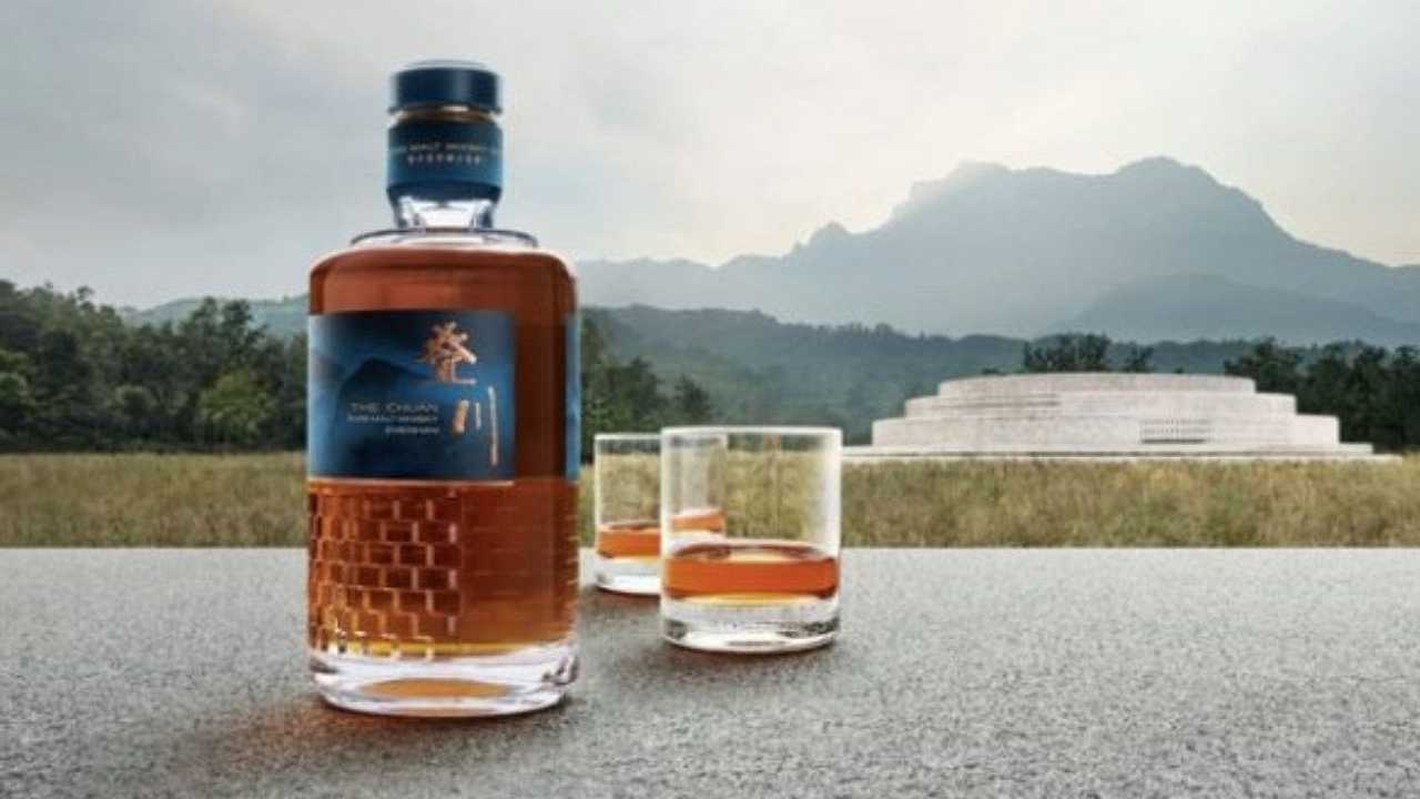 Per la prima volta la Cina produce un whisky, e non sarà l’ultima