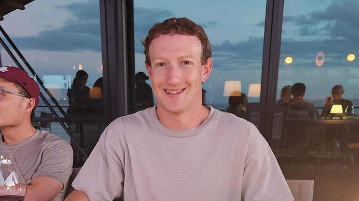 Mark Zuckerberg mandriano alternativo: birra alle mucche?