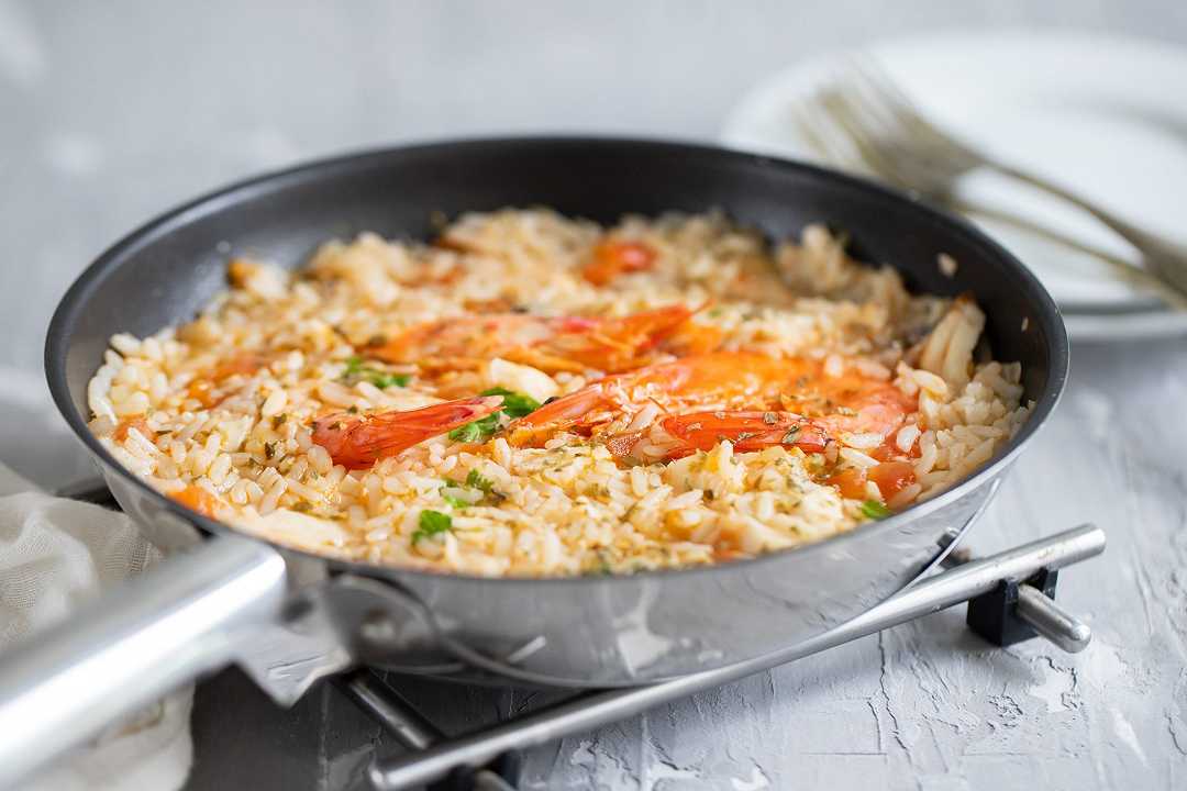 Risotto agli agrumi e gamberi, una ricetta a tre consistenze