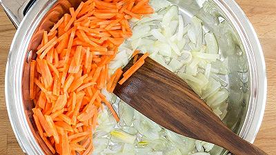 Il soffritto per le verdure