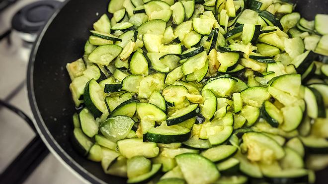 zucchine trifolate in padella ricetta
