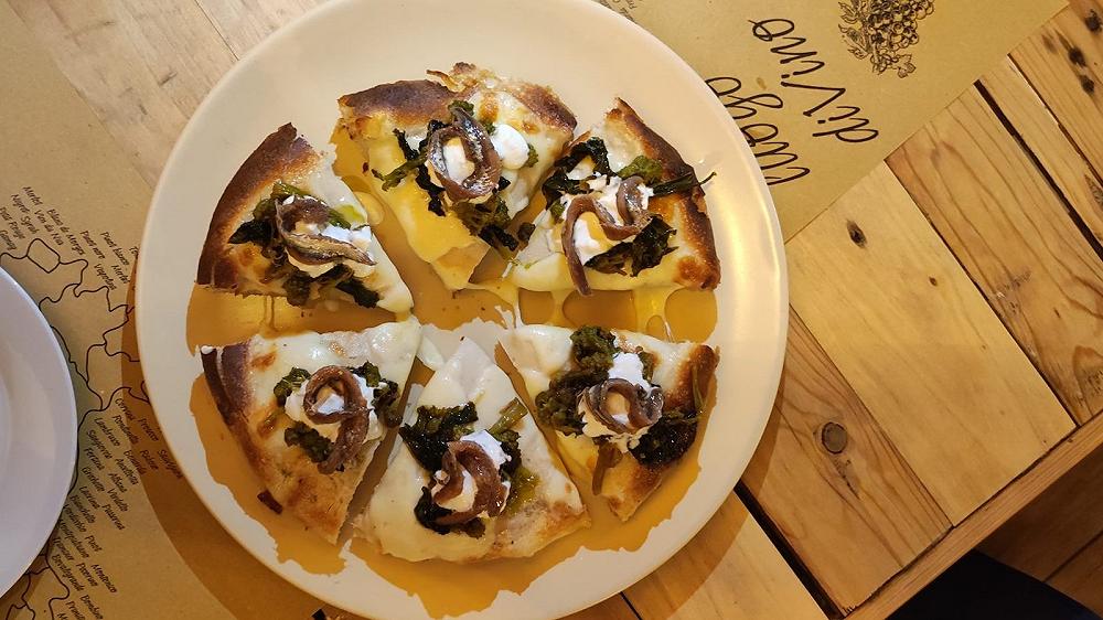 Da Marcolino a Torino la pizza al padellino diventa 2.0 (e convince): recensione