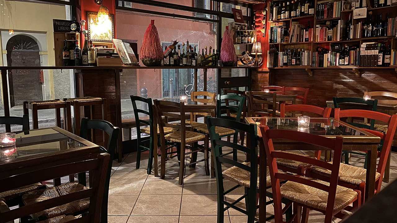 Oltrevino, osteria ed enoteca a Parma