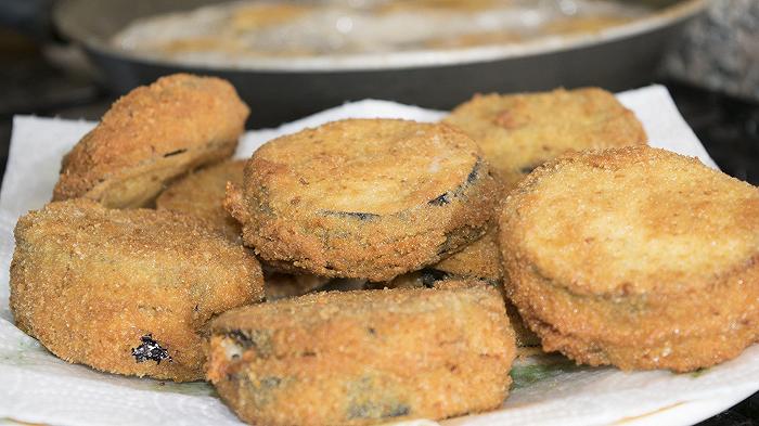 Cordon bleu di melanzane, la ricetta per farli fritti o al forno