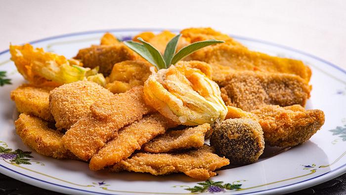 Fritti misti e scambi di favori: anche il direttore de Il Gusto é indagato