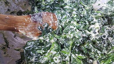 Mescolate le verdure con gli altri ingredienti.