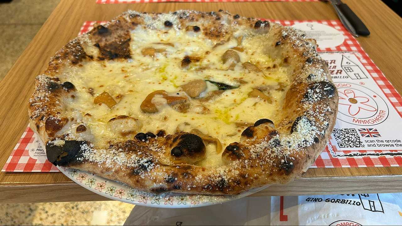 Casa della Pizza di Gino Sorbillo, pizzeria a Napoli