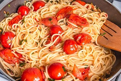 Mantecate gli spaghetti