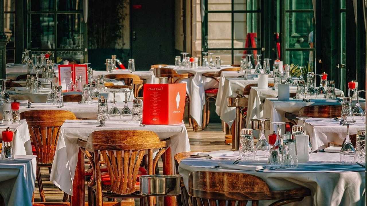 Verona: stronca il ristorante su TripAdvisor dopo aver lanciato il coltello al proprietario