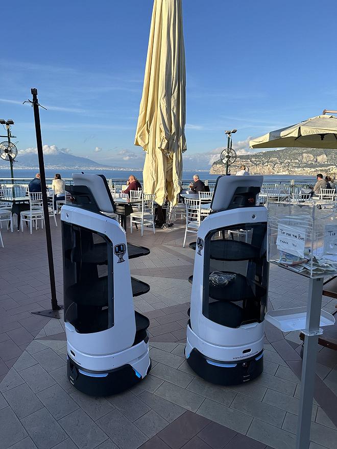 bob robotics al ristorante