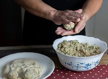 Preparate l'impasto per le polpette